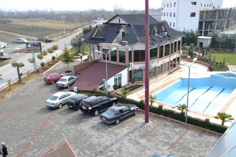 Hotel Vila Aeroport Rinas Kültér fotó