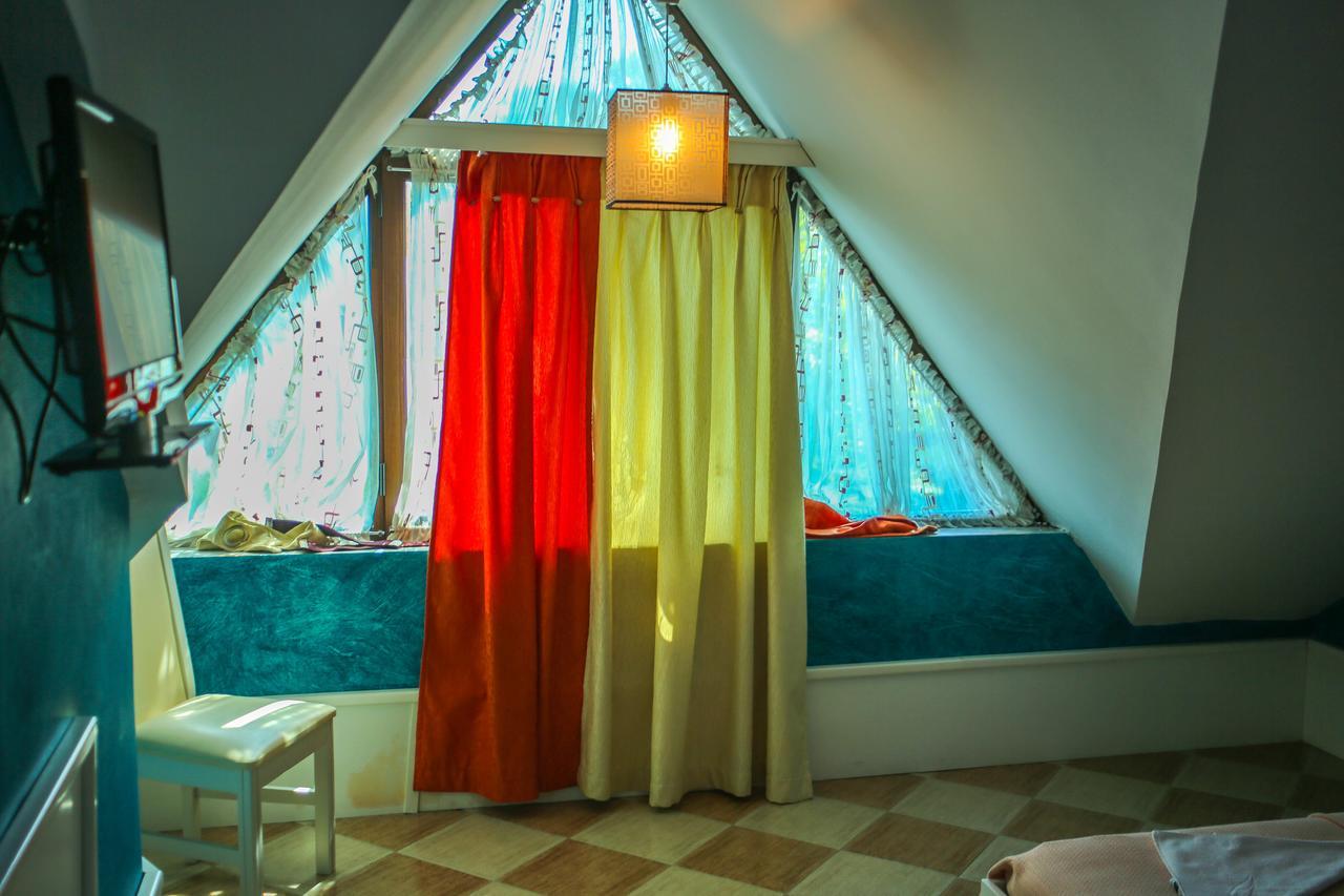 Hotel Vila Aeroport Rinas Kültér fotó