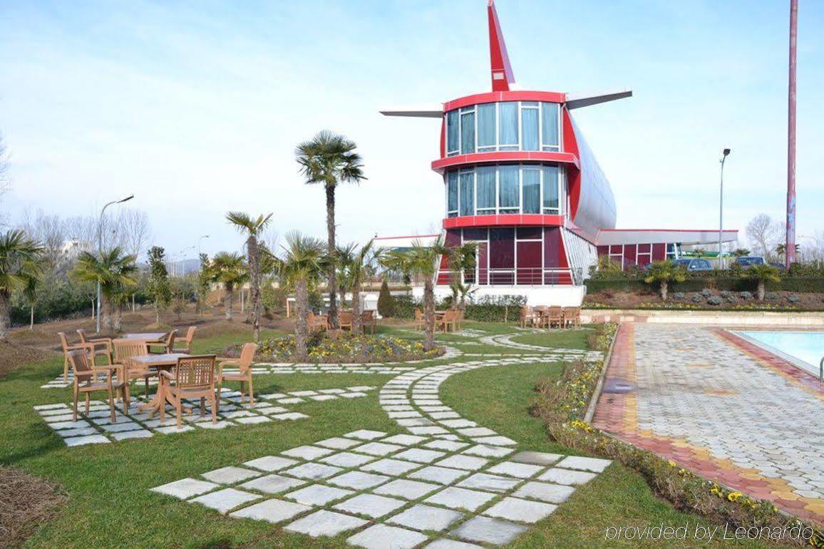Hotel Vila Aeroport Rinas Kültér fotó