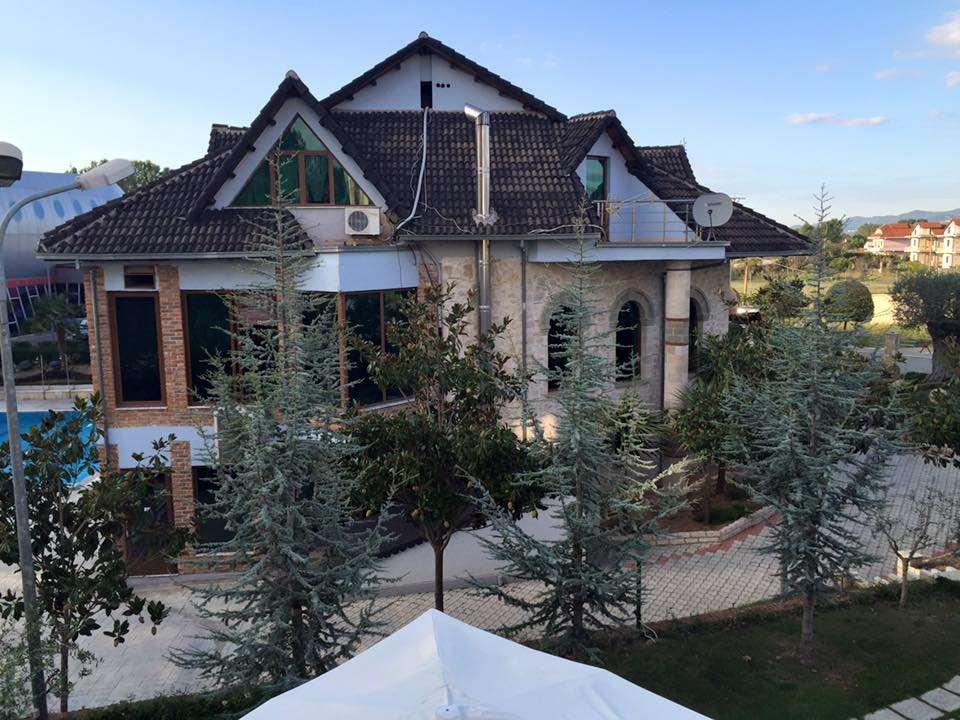 Hotel Vila Aeroport Rinas Kültér fotó